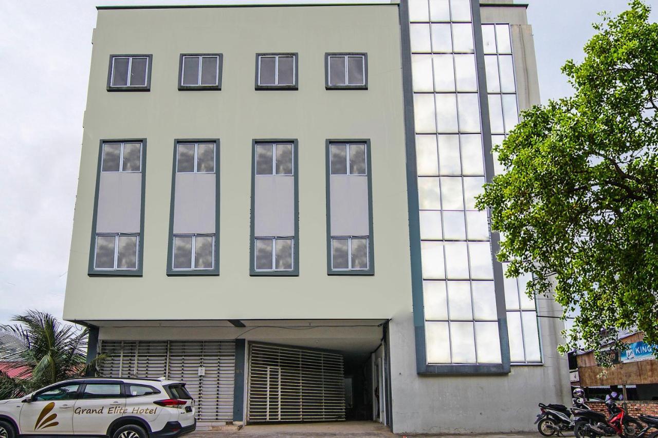 Oyo 92300 Koala House Hotell Pekanbaru Eksteriør bilde