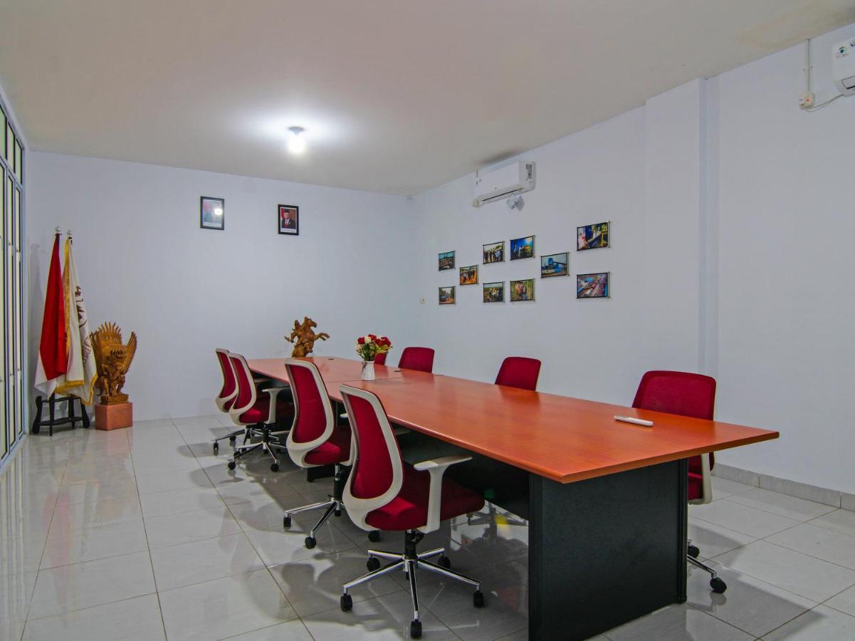 Oyo 92300 Koala House Hotell Pekanbaru Eksteriør bilde